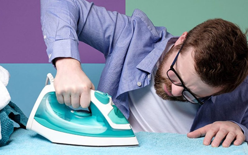 دستگاه اتو بخار به چه دلایلی بخار نمی کند؟ دستگاه اتو بخار به چه دلایلی بخار نمی کند؟