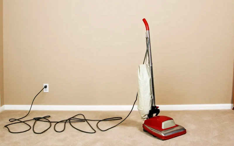 دقت کردن به طول کابل برق جاروبرقی دقت کردن به طول کابل برق جاروبرقی