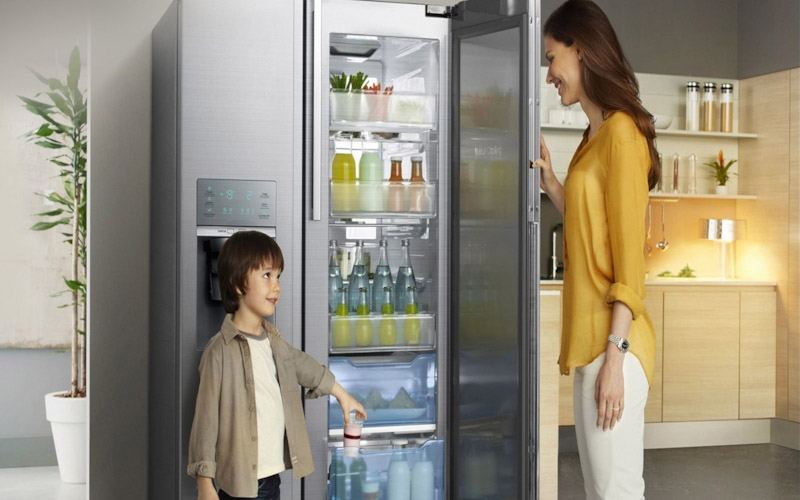 قفسه پایینی درب یخچال را به کودکان مختص دهید